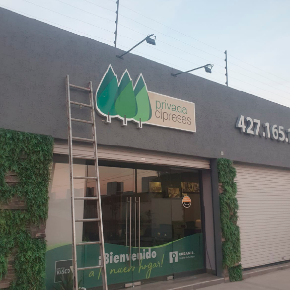 Estructura publicitaria instalada en Querétaro - proyecto 4